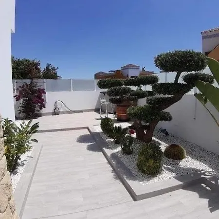 Modern 3 Bedroom With Private Pool Mo35 *