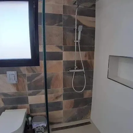 Modern 3 Bedroom With Private Pool Mo35