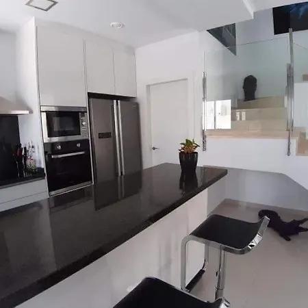 Modern 3 Bedroom With Private Pool Mo35 Villa